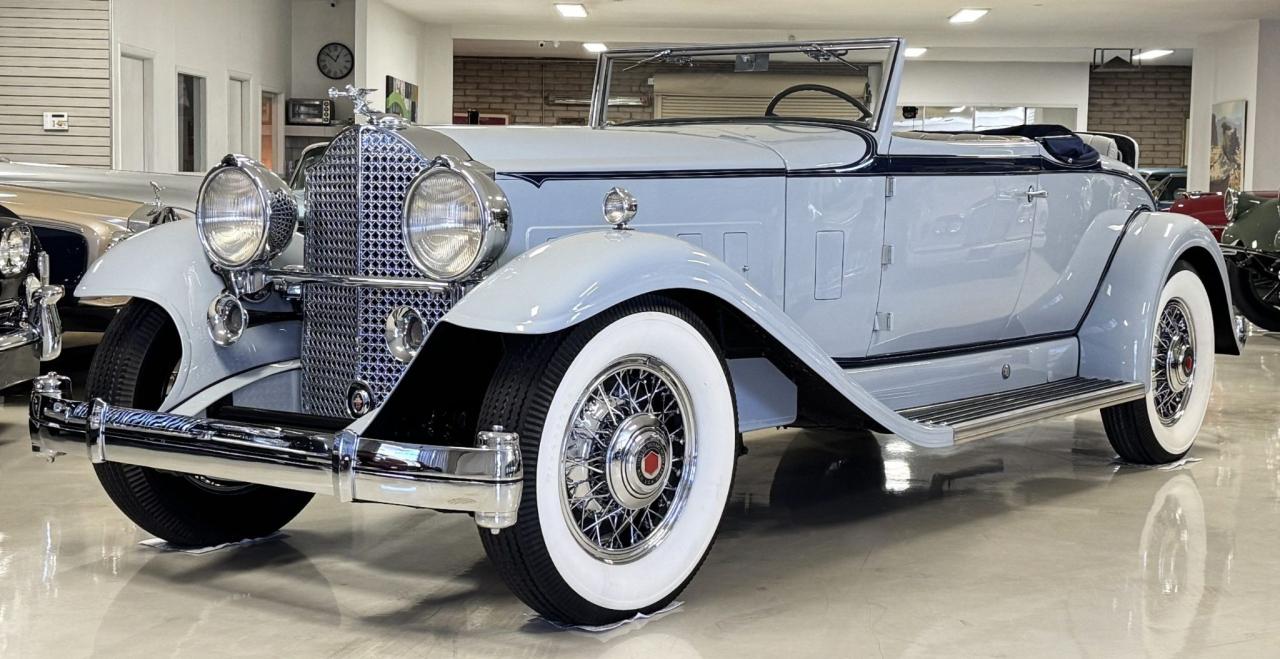 1932 Packard Deluxe 8