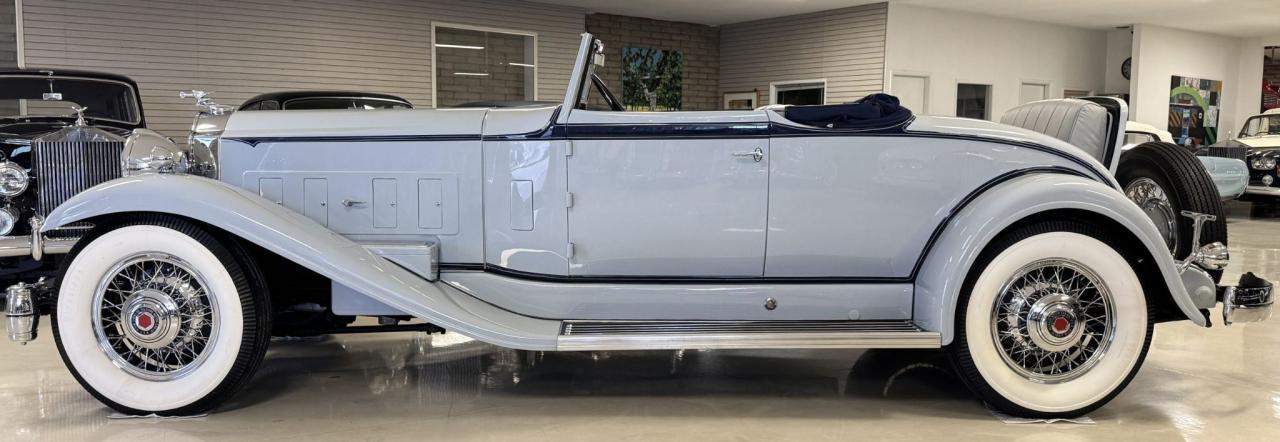 1932 Packard Deluxe 8