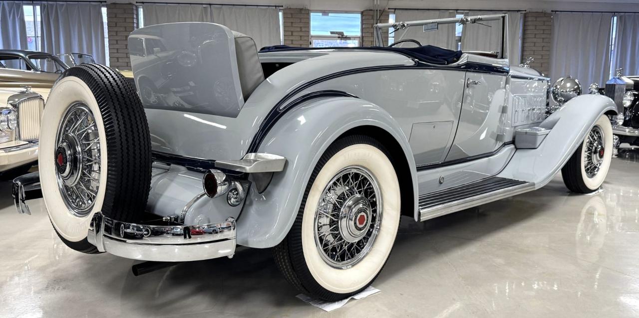 1932 Packard Deluxe 8