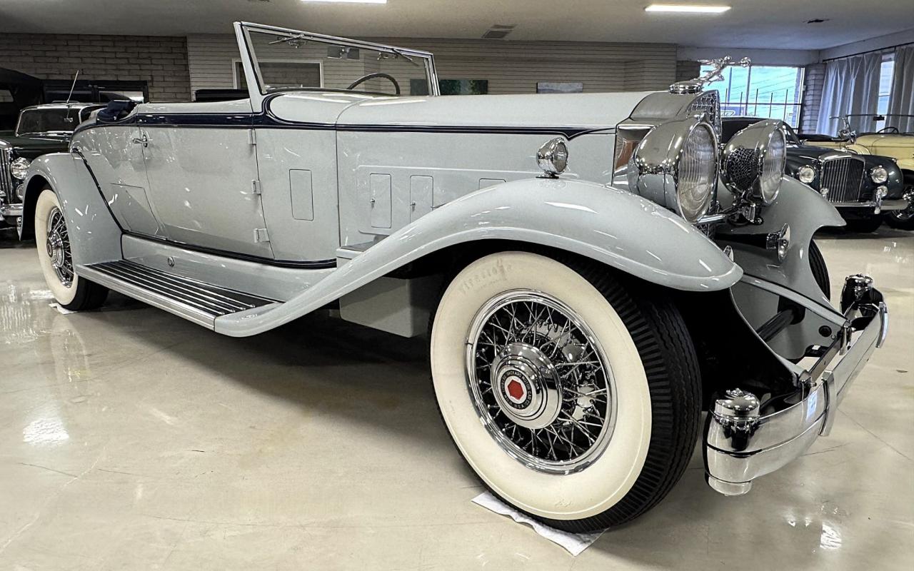 1932 Packard Deluxe 8