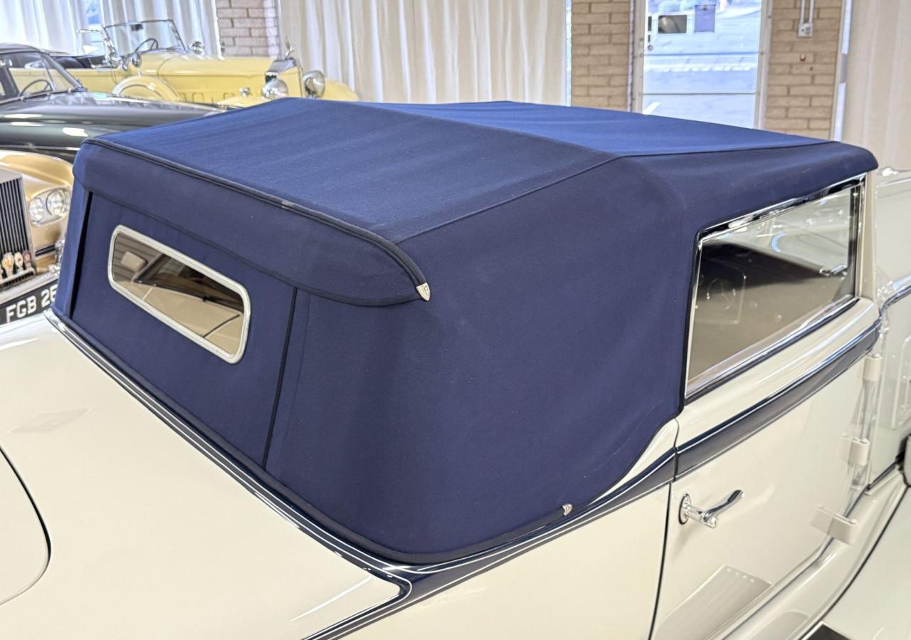 1932 Packard Deluxe 8