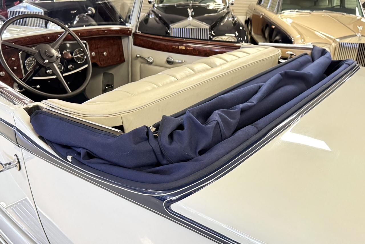 1932 Packard Deluxe 8