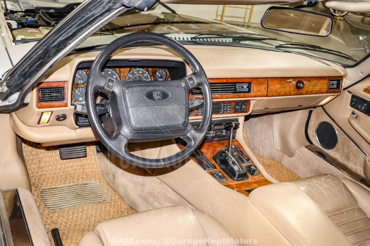 1992 Jaguar XJ-Series