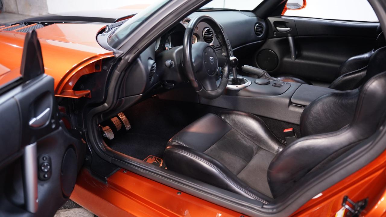 2010 Dodge Viper SRT-10 ROADSTER