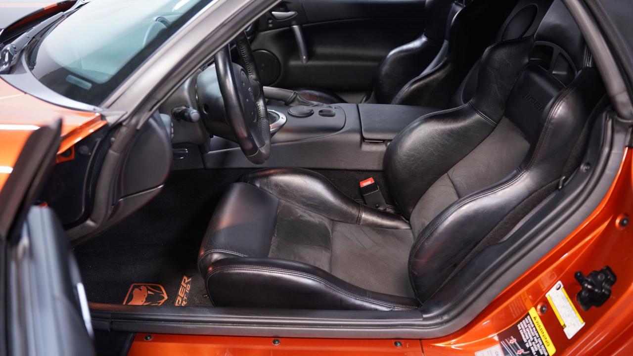 2010 Dodge Viper SRT-10 ROADSTER