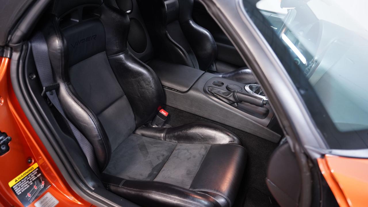 2010 Dodge Viper SRT-10 ROADSTER