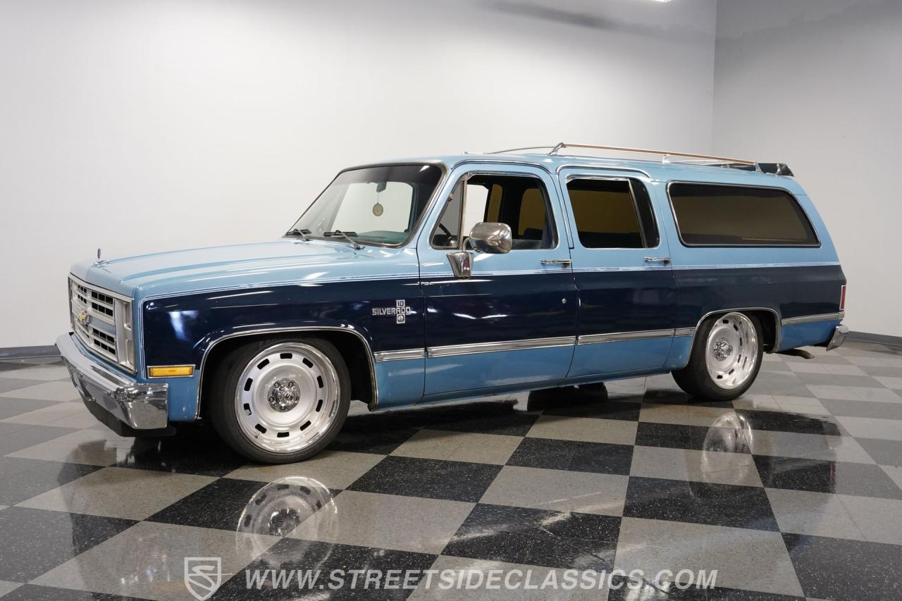 1986 Chevrolet Suburban Restomod