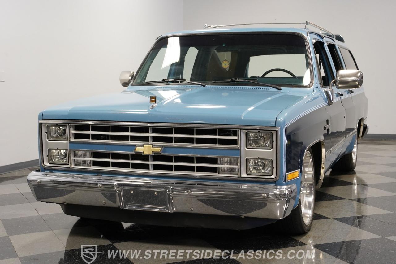 1986 Chevrolet Suburban Restomod