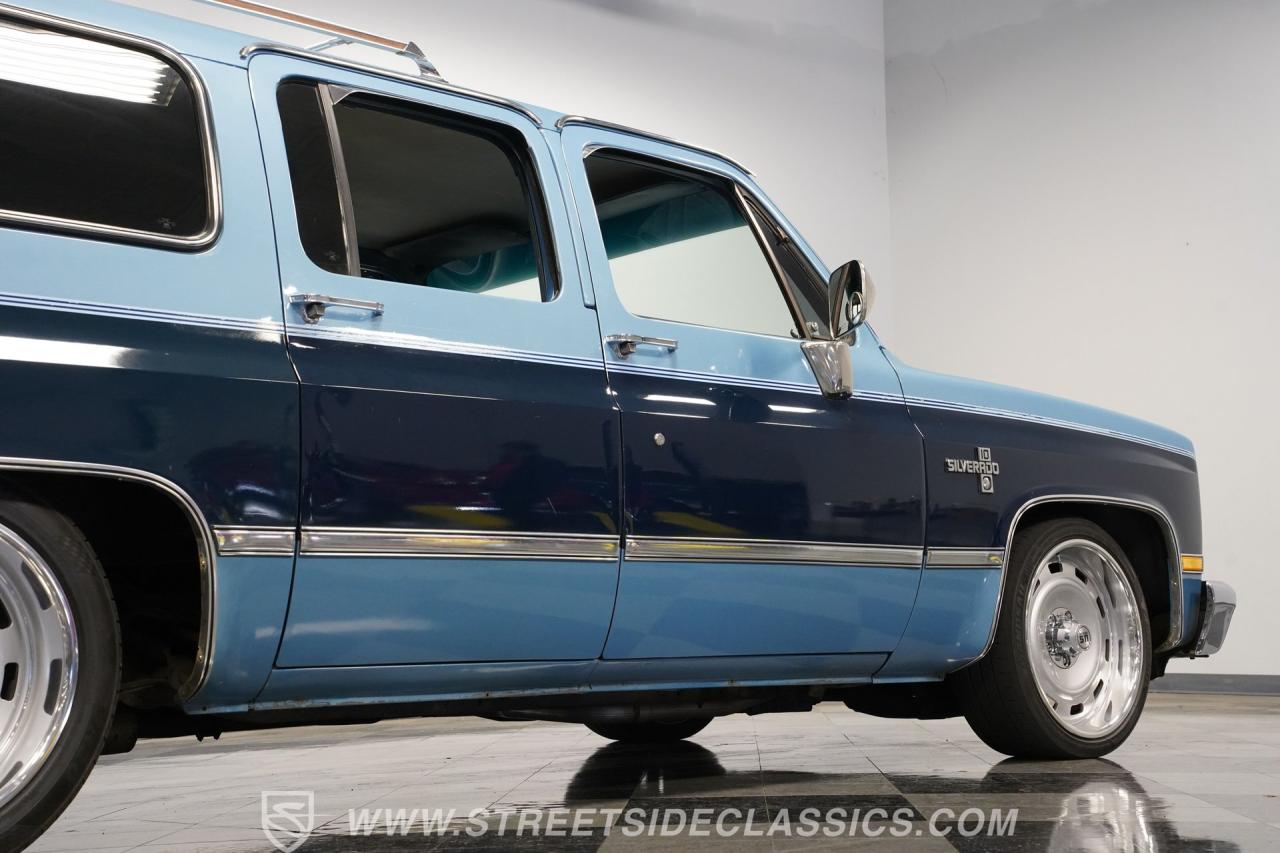 1986 Chevrolet Suburban Restomod