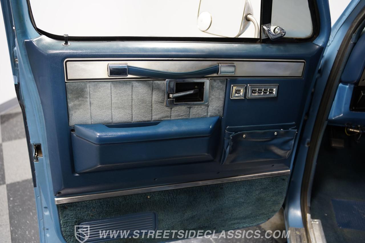 1986 Chevrolet Suburban Restomod