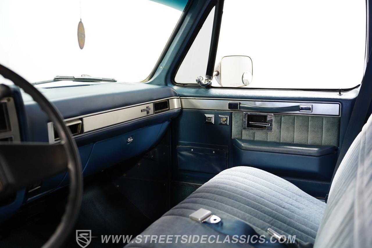 1986 Chevrolet Suburban Restomod