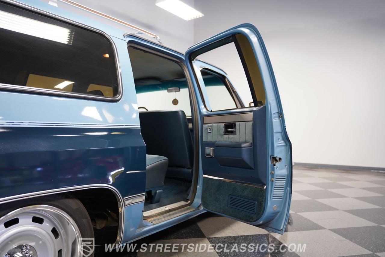1986 Chevrolet Suburban Restomod