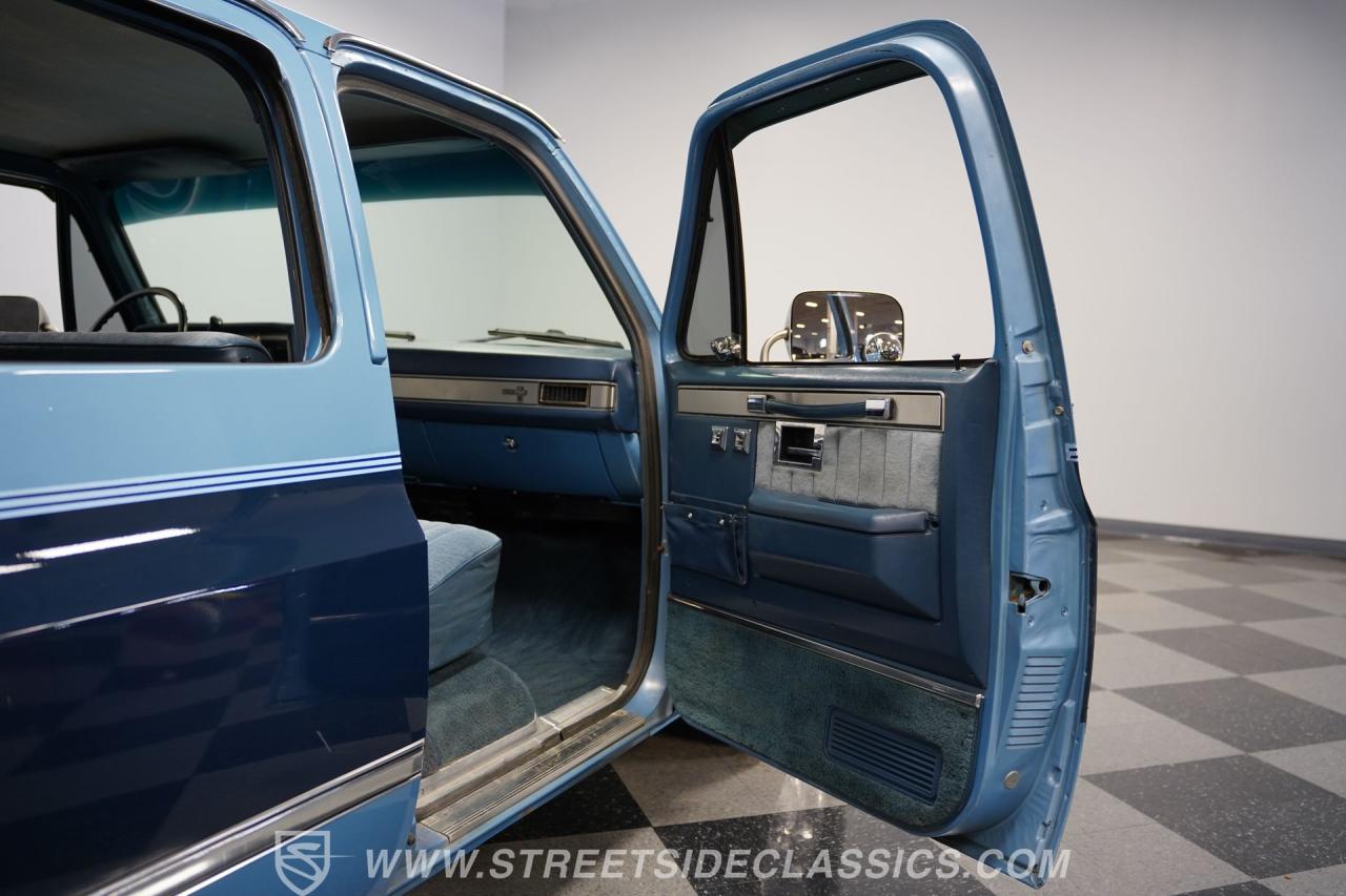 1986 Chevrolet Suburban Restomod