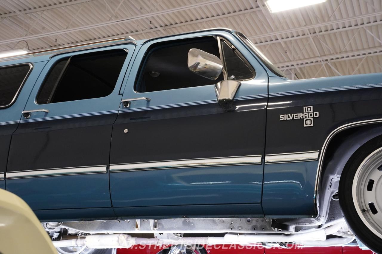 1986 Chevrolet Suburban Restomod