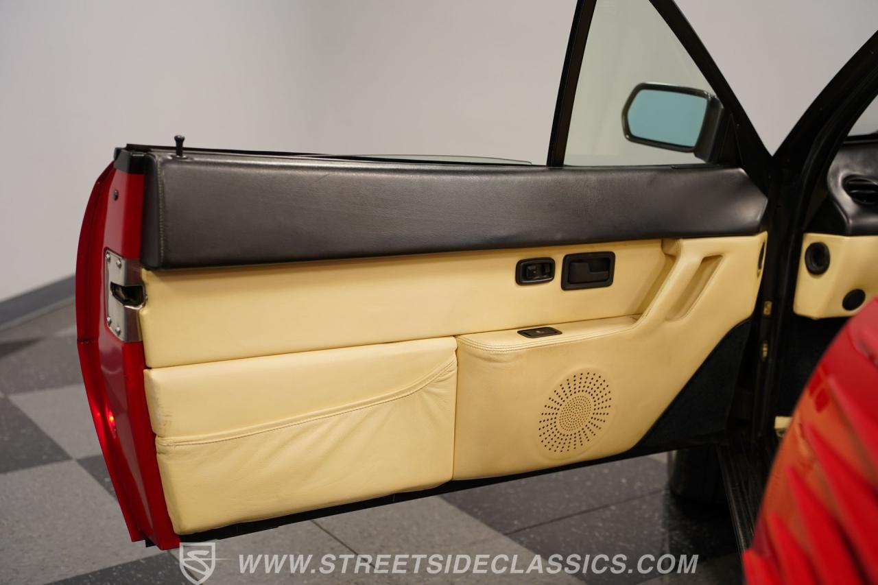 1987 Ferrari Mondial 3.2 Cabriolet