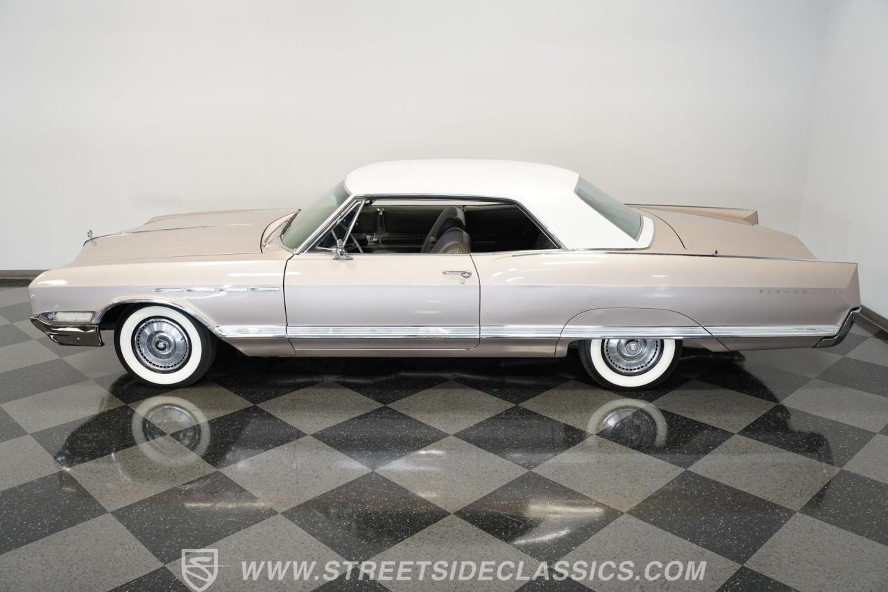 1965 Buick Electra 225