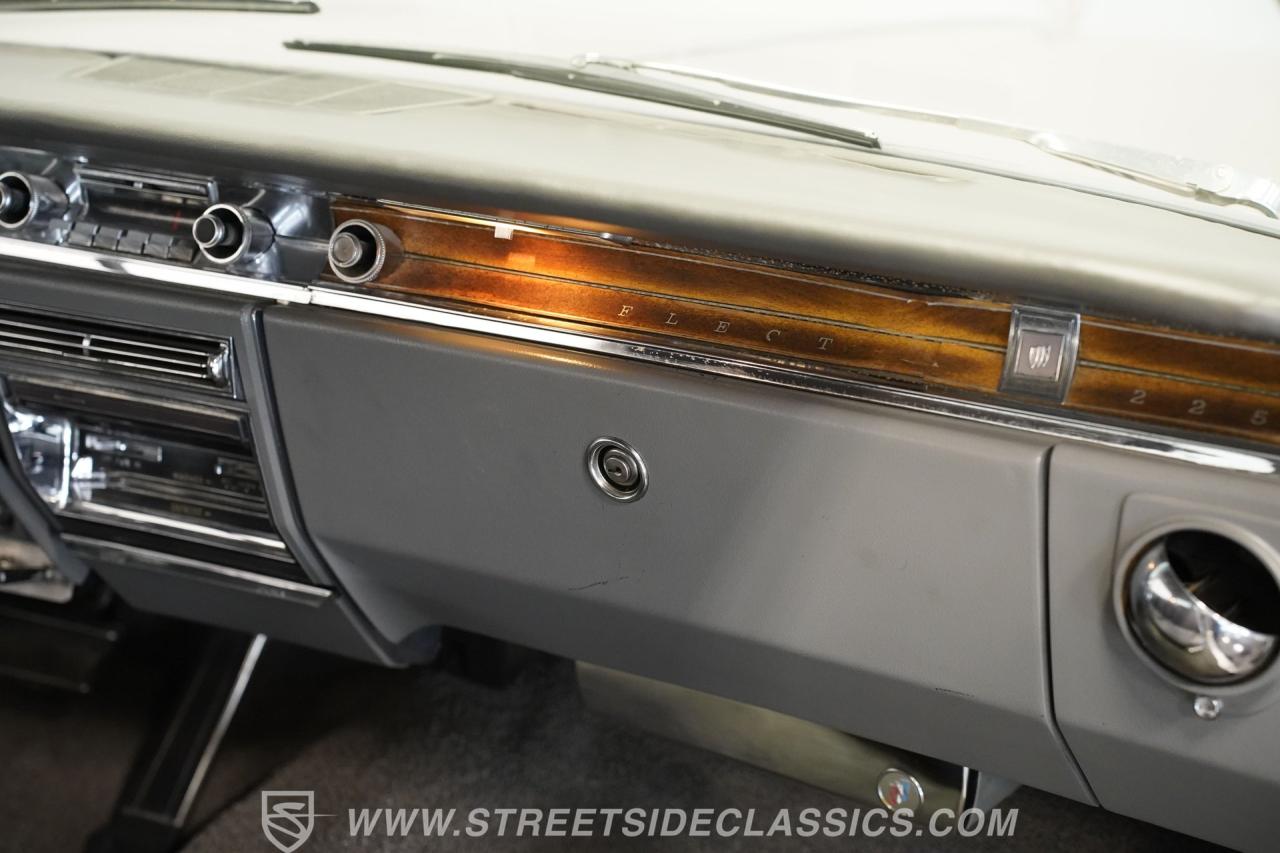 1965 Buick Electra 225