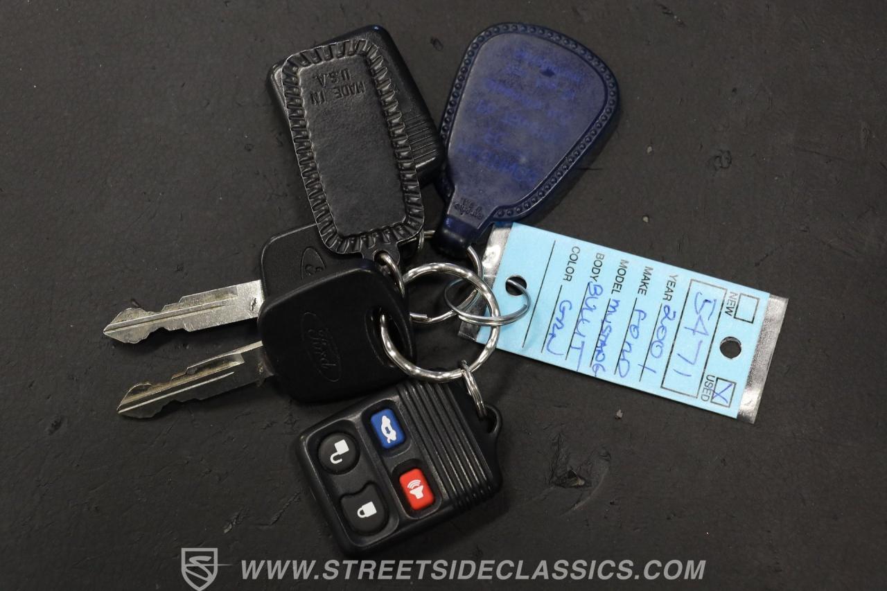 2001 Ford Mustang Bullitt GT