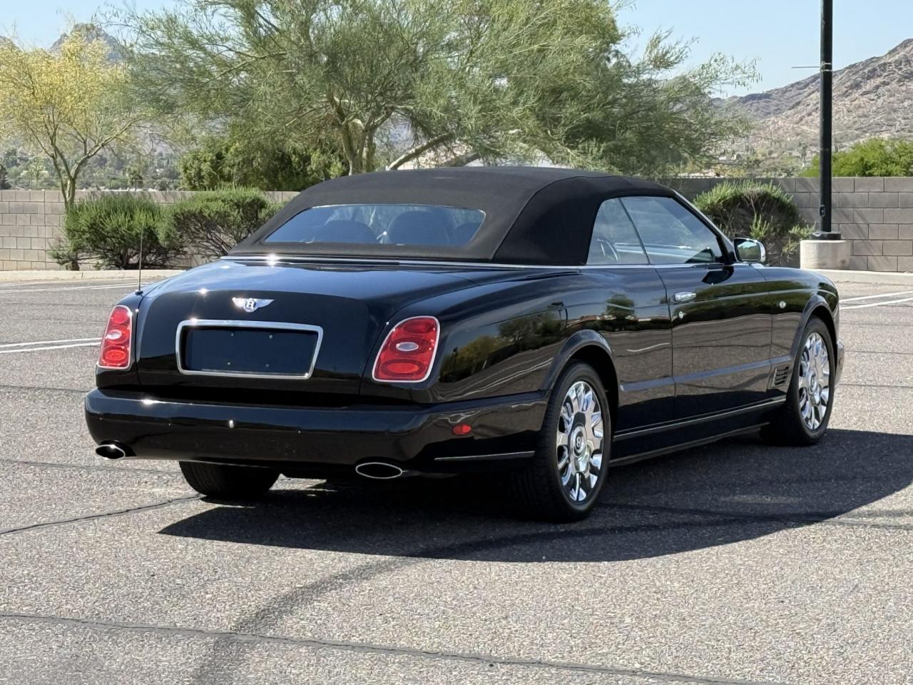2008 Bentley AZURE