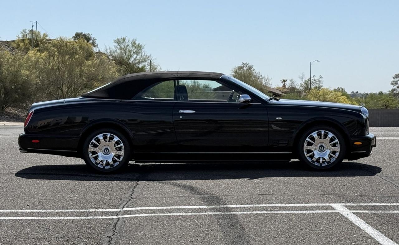 2008 Bentley AZURE