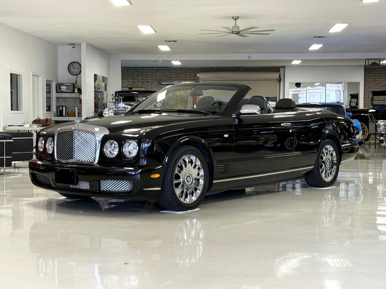 2008 Bentley AZURE