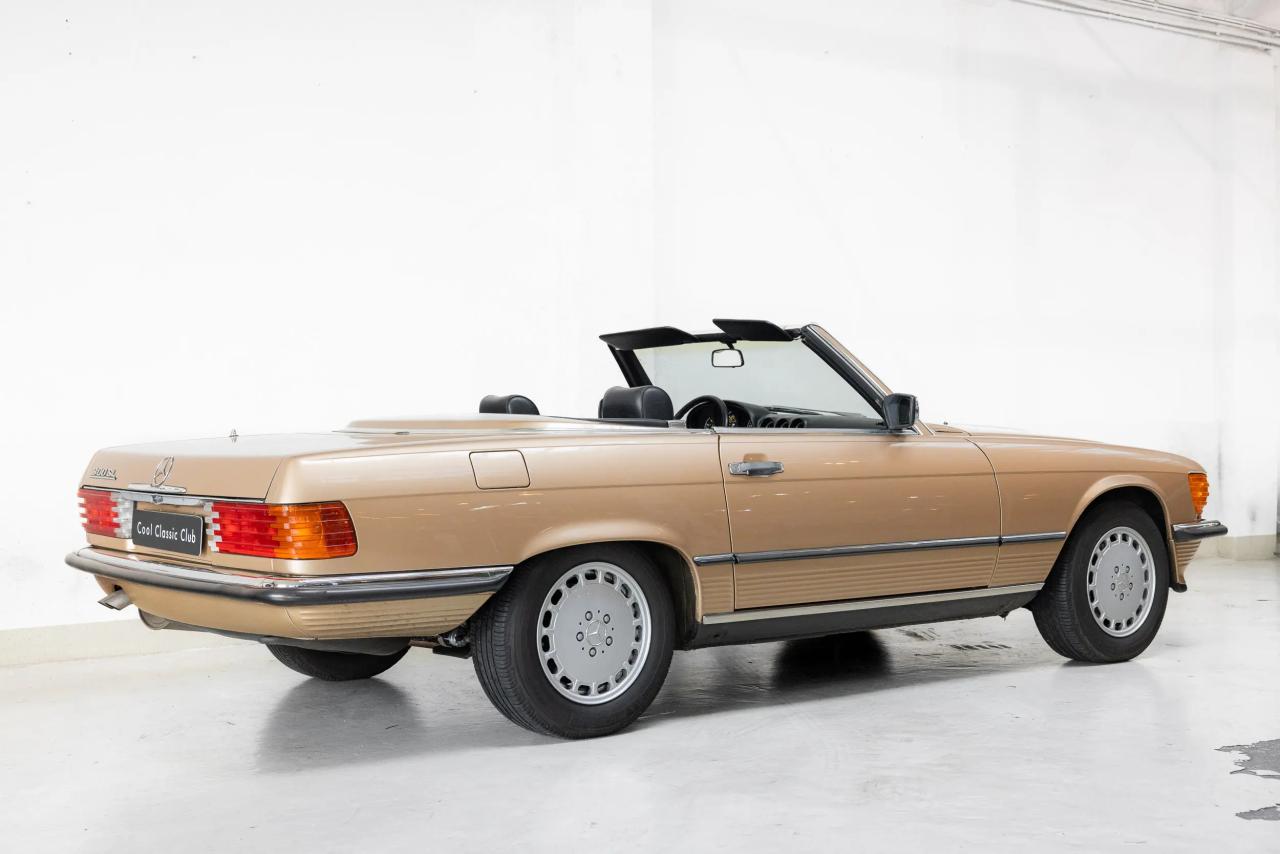 1986 Mercedes - Benz 300 SL R107