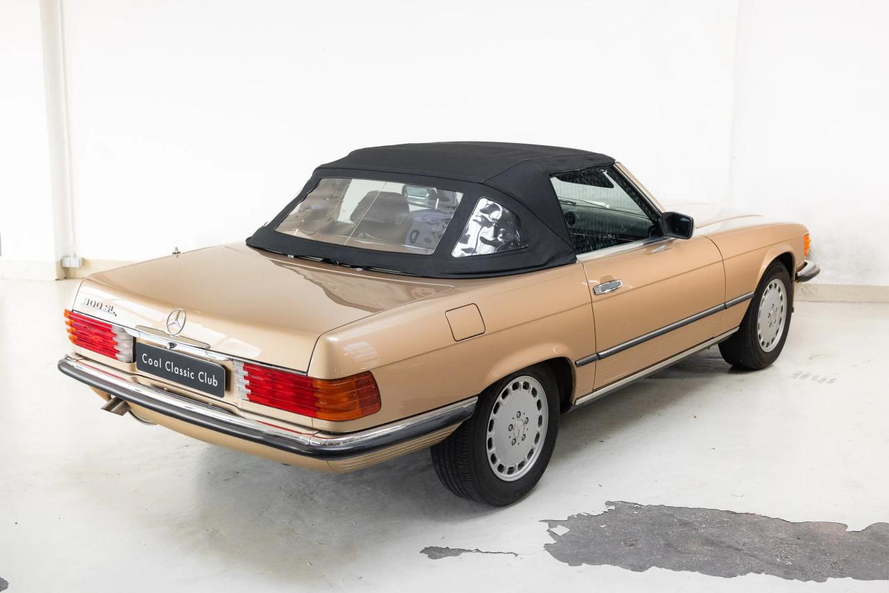 1986 Mercedes - Benz 300 SL R107