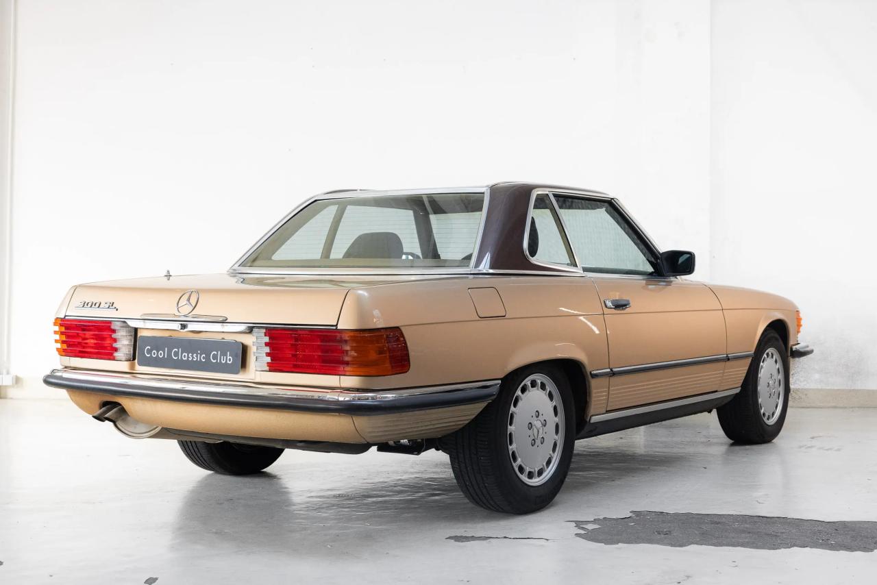 1986 Mercedes - Benz 300 SL R107