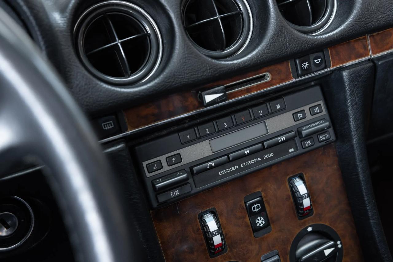 1986 Mercedes - Benz 300 SL R107