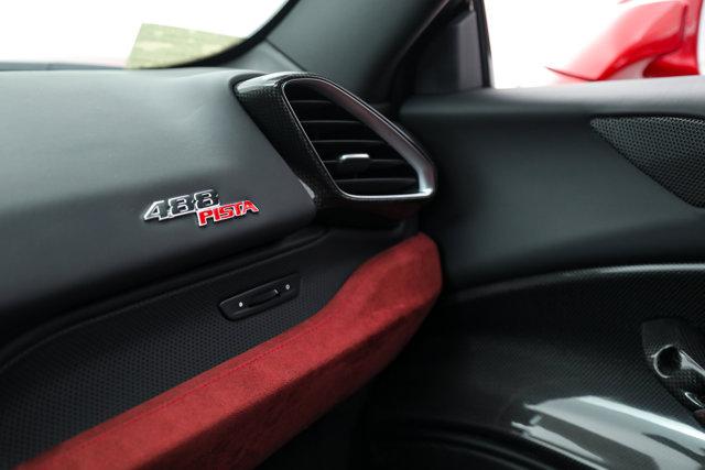 2019 Ferrari 488 PISTA