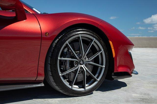 2019 Ferrari 488 PISTA
