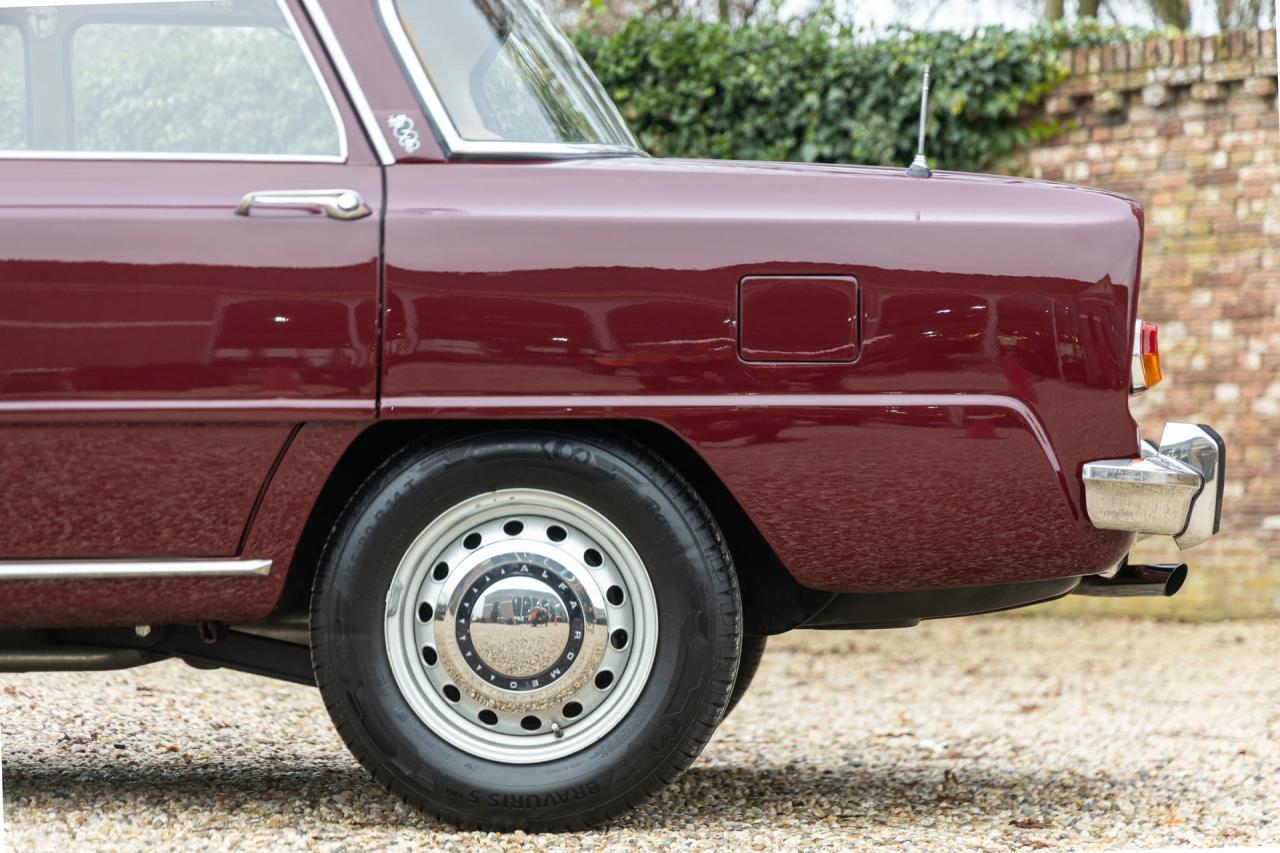 1971 Alfa Romeo Giulia 1600 Super Biscione TOP QUALITY EXAMPLE