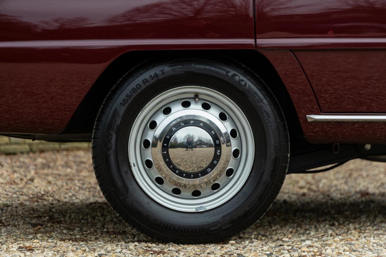 1971 Alfa Romeo Giulia 1600 Super Biscione TOP QUALITY EXAMPLE