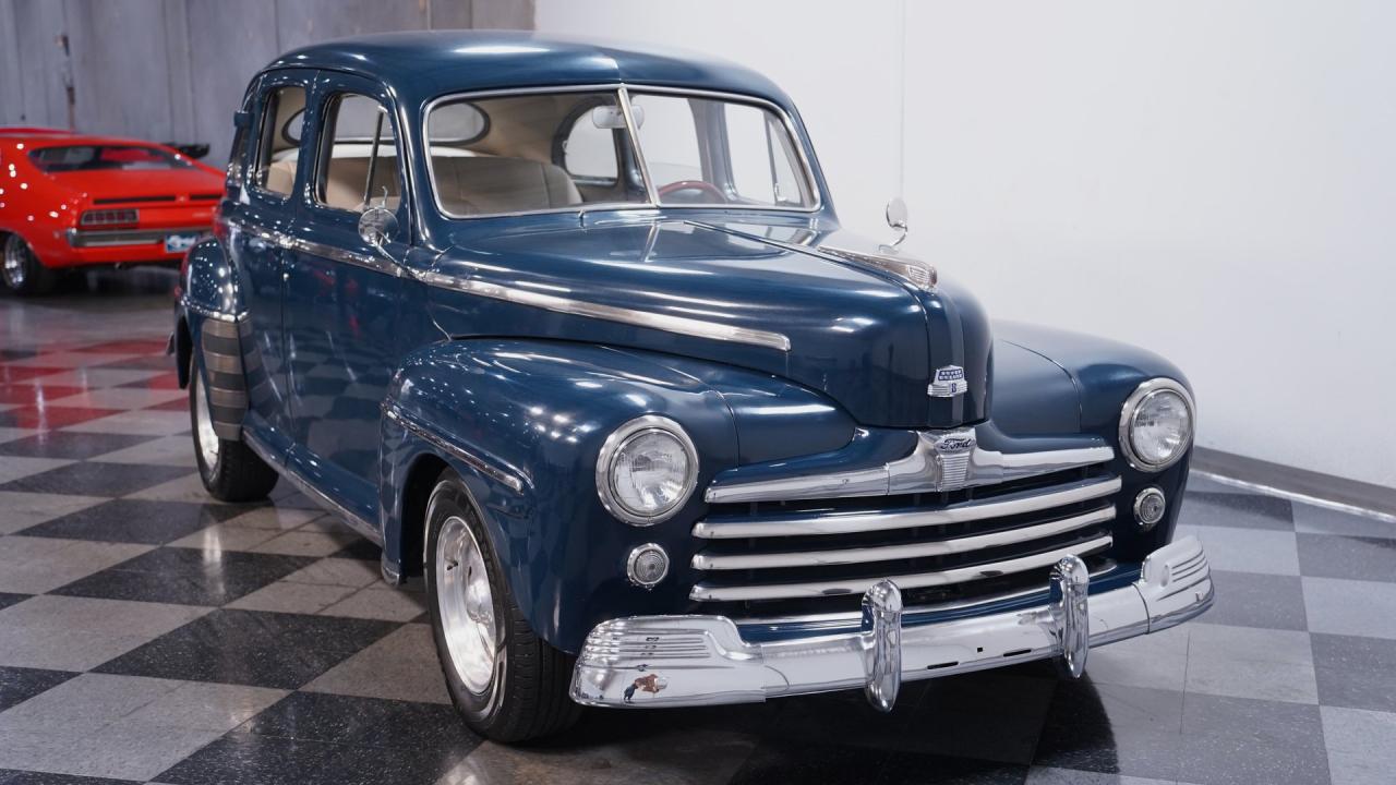 1947 Ford Deluxe Sedan