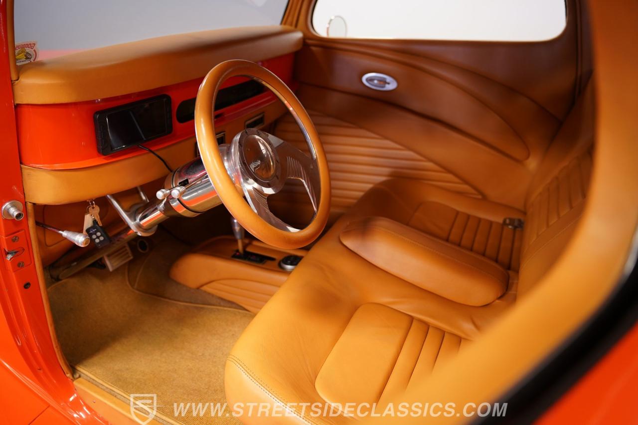 1933 Ford 3-Window Coupe Street Rod