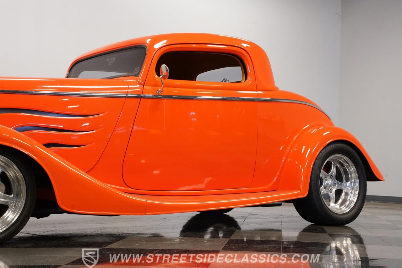 1933 Ford 3-Window Coupe Street Rod