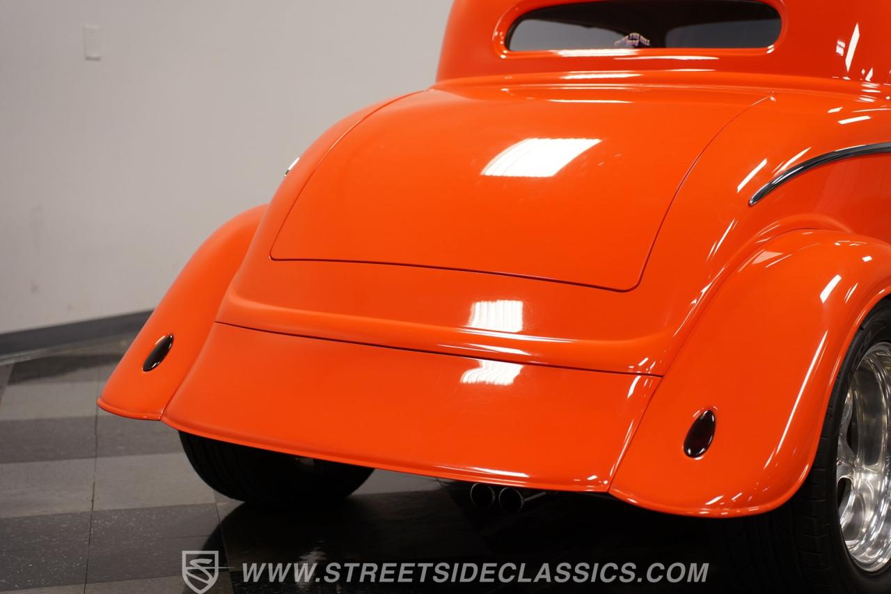 1933 Ford 3-Window Coupe Street Rod