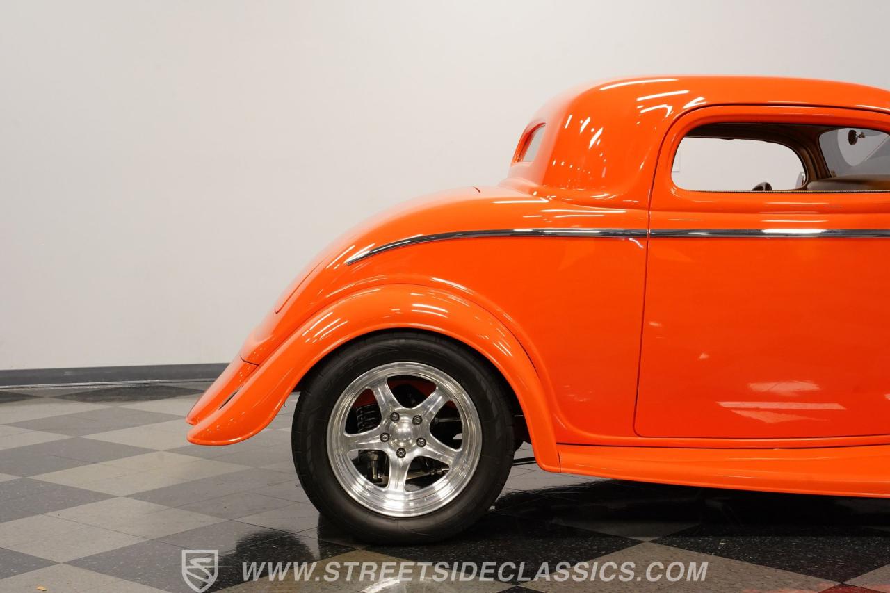 1933 Ford 3-Window Coupe Street Rod