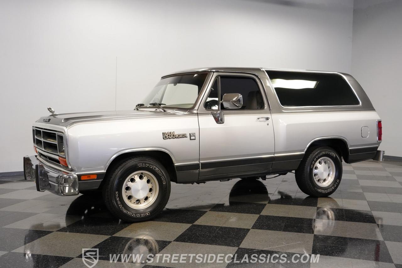 1990 Dodge Ramcharger LE 150