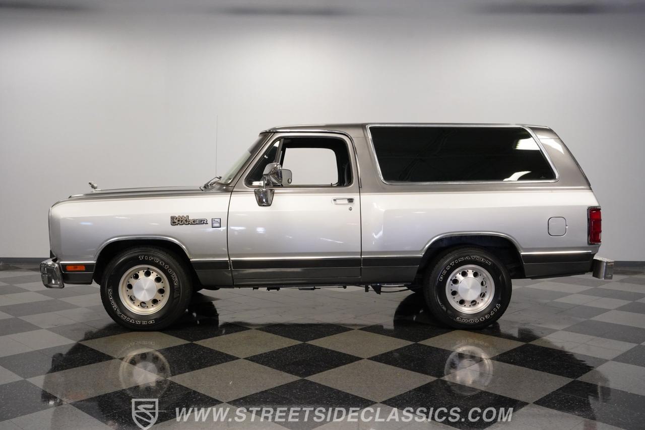 1990 Dodge Ramcharger LE 150