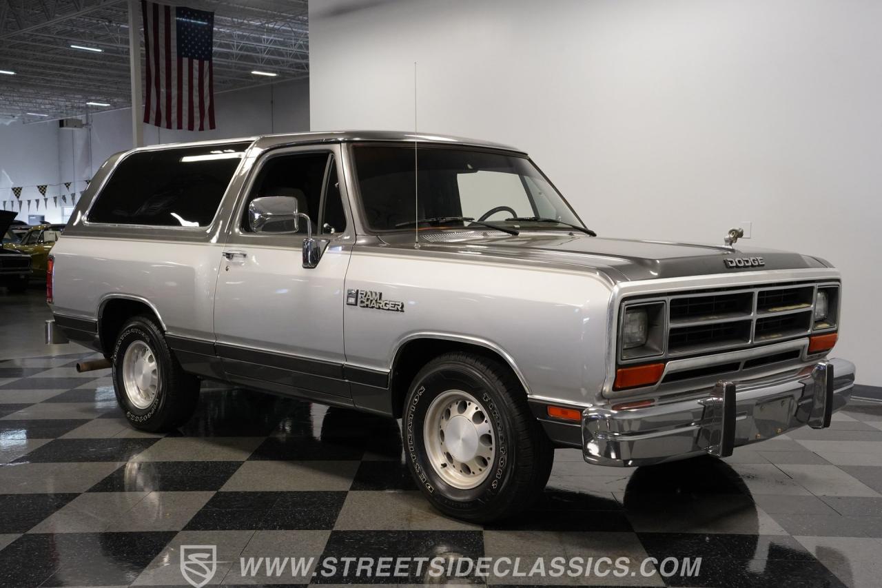 1990 Dodge Ramcharger LE 150