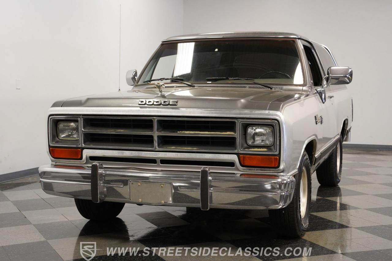 1990 Dodge Ramcharger LE 150