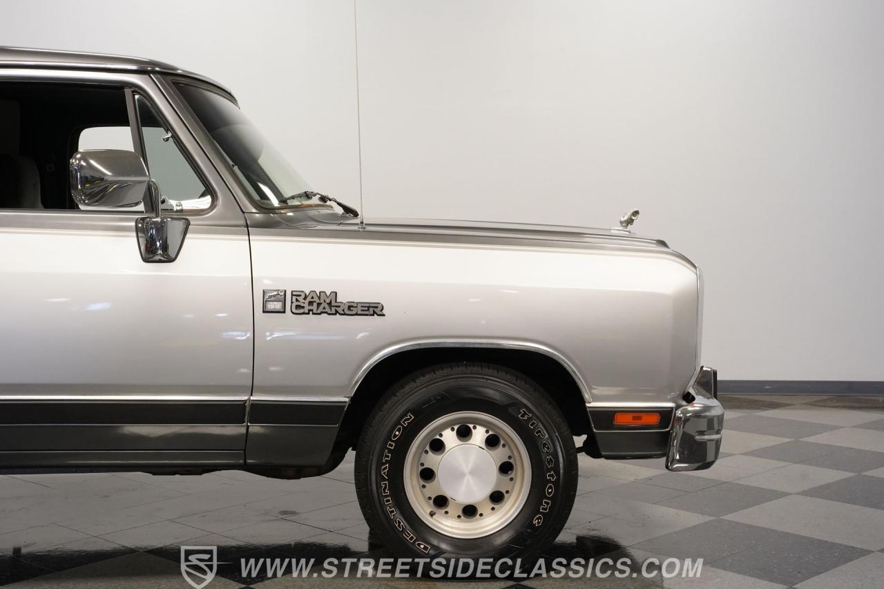 1990 Dodge Ramcharger LE 150