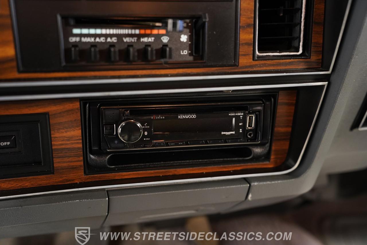 1990 Dodge Ramcharger LE 150