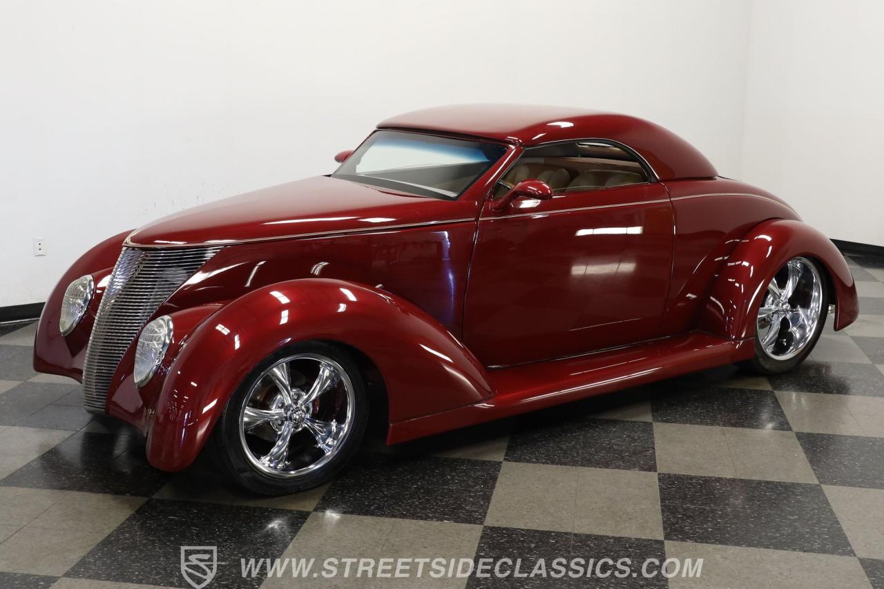 1937 Ford Cabriolet