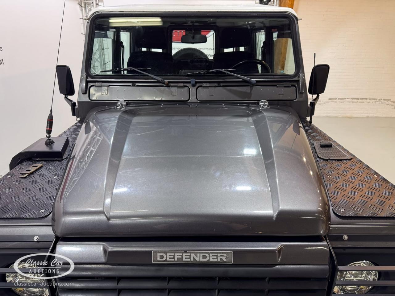 2004 Land Rover Defender