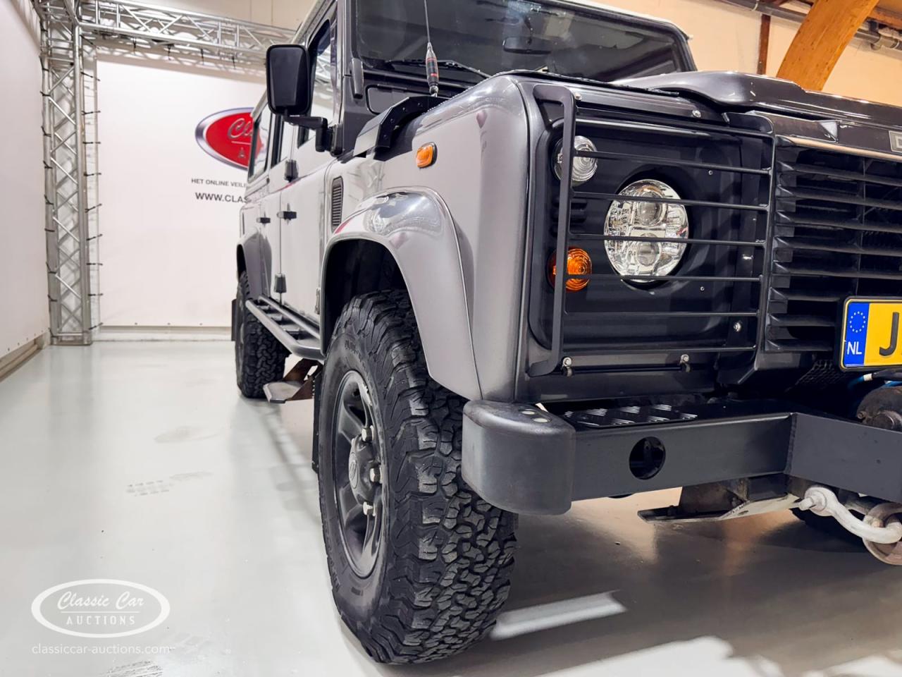 2004 Land Rover Defender