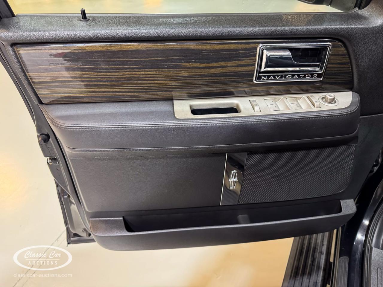 2008 Lincoln Navigator