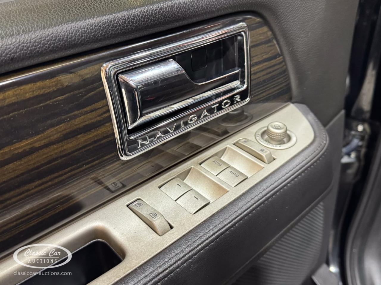 2008 Lincoln Navigator