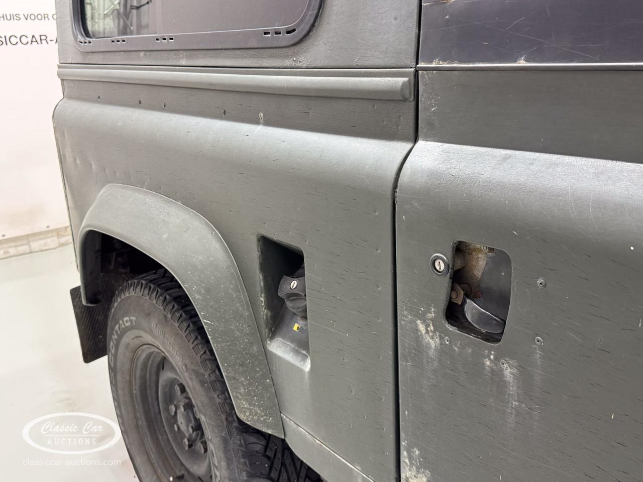 1998 Land Rover Defender